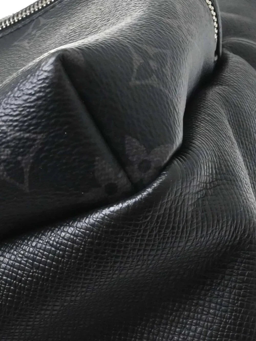 Louis Vuitton Taiga Lama Discovery Backpack M30230 CT1210 NQ11564